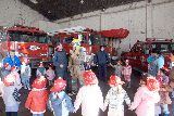 DE VISITA A LOS BOMBEROS