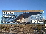 RENUEVAN CARTELERÍA