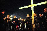 SETENTA Y CINCO BUZOS ACOMPAÑARON EN PROCESIÓN SUBMARINO AL PADRE JUAN GABRIEL