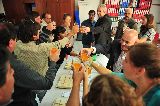 BRINDIS CON LA PRENSA