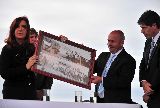LOS QUE SE LA PASAN ESPECULANDO NUNCA VAN A PASAR A LA HISTORIA. PASAN LOS QUE SE LA JUEGAN TODOS LOS DÍAS, POR LA PATRIA, POR EL OTRO Y POR LA VIDA