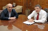 SASTRE Y YAUHAR FIRMARON LA CÁMARA HIPERBÁRICA PARA MADRYN