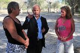 SASTRE ANUNCIÓ A LOS VECINOS LA PAVIMENTACIÓN DE LA CALLE FELDMAN