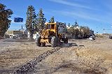 MÁQUINAS DEL MUNICIPIO SIGUEN TRABAJANDO DE PUNTA A PUNTA DE LA CIUDAD