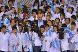 MÁS DE 300 NIÑOS Y ADULTOS DE LA CIUDAD SE UNIERON EN UN “SÍ, PROMETO”