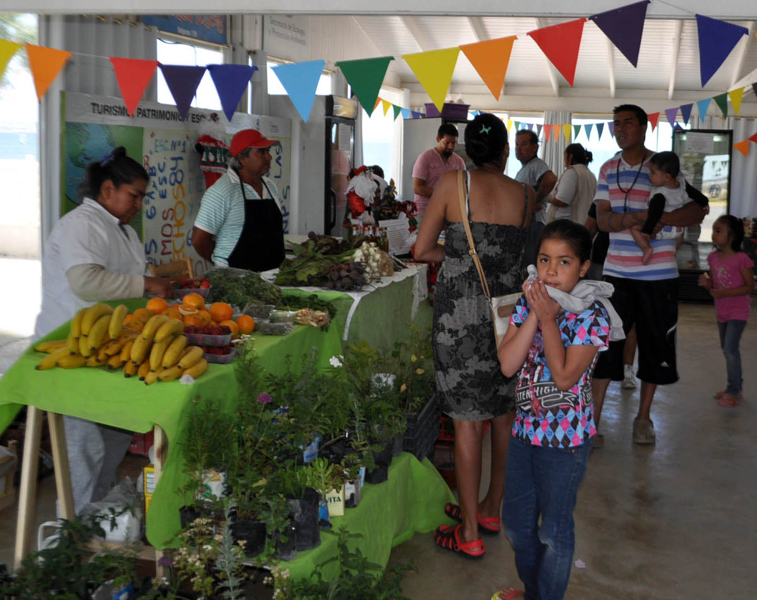 FERIA DE PRODUCTORES Y SERVICIOS “CON SABOR A MADRYN”