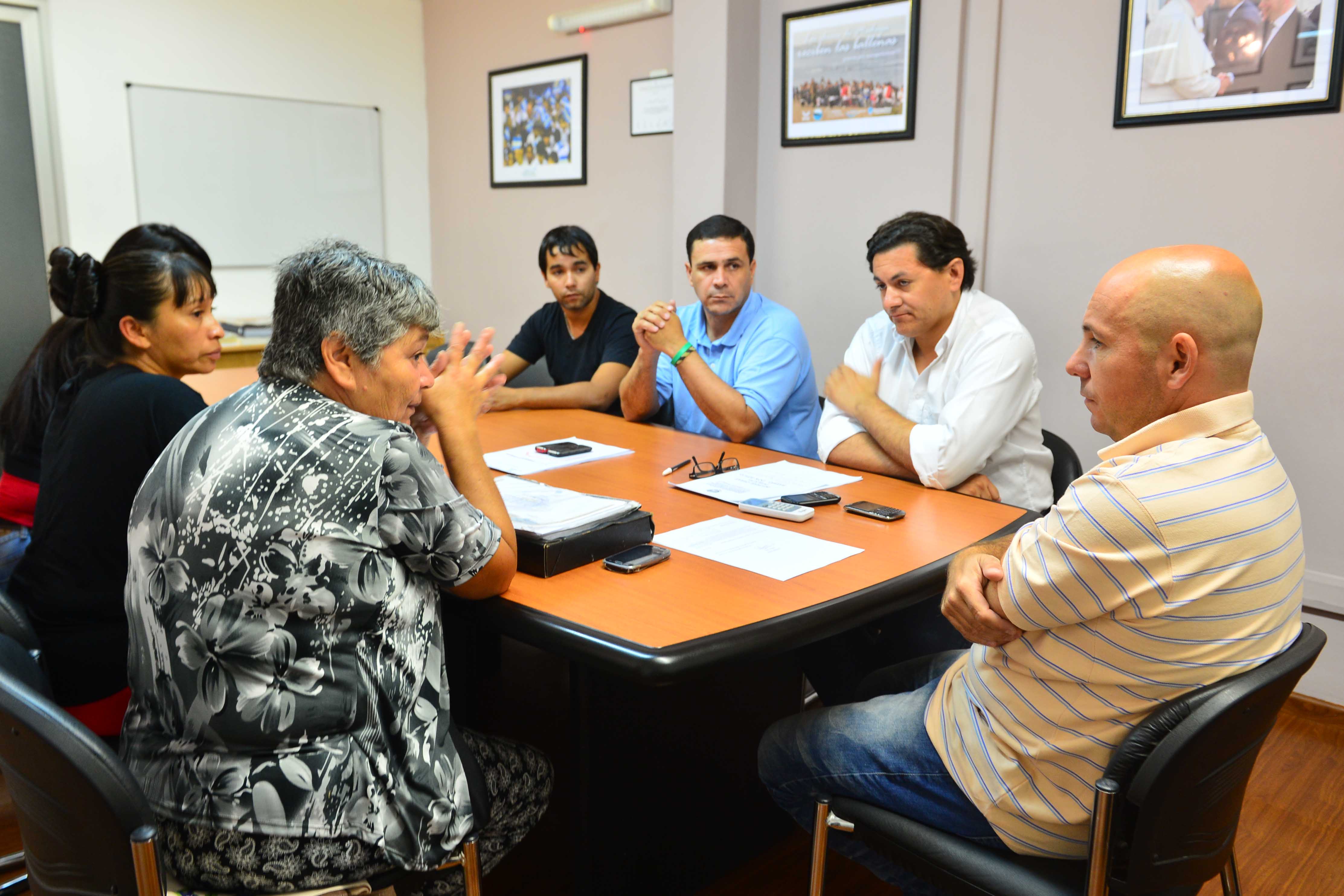SASTRE CON LA JUNTA VECINAL DEL BARRIO DON BOSCO