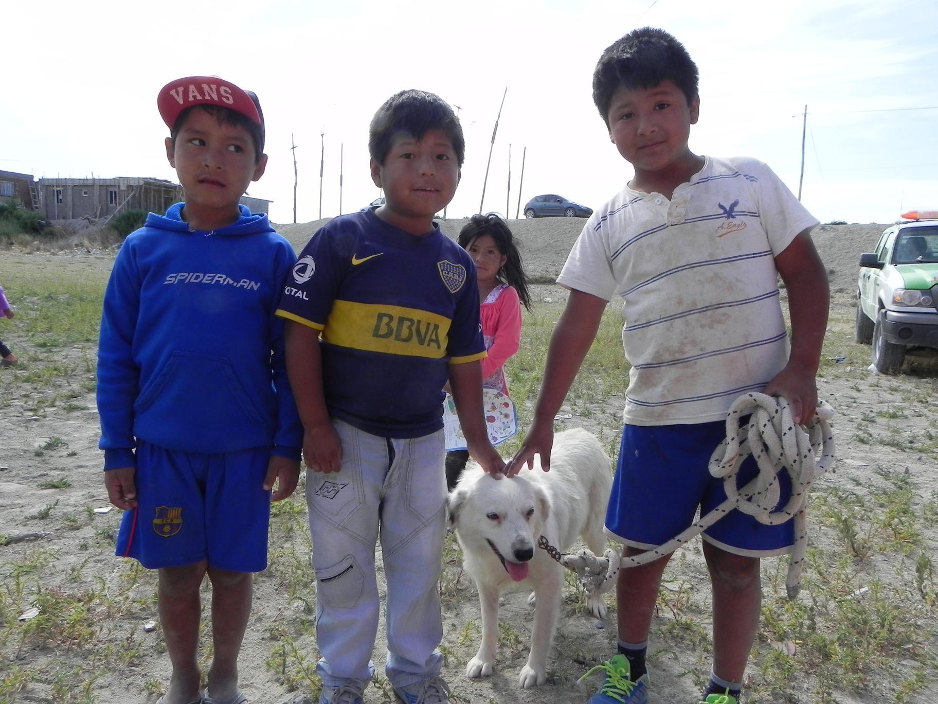 PLANIFICAN CHARLAS SOBRE TENENCIA RESPONSABLE EN ESCUELAS
