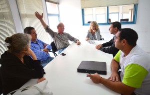 VECINOS DEL DORADILLO LOGRARON CONTENER UN FOCO DE INCENDIO