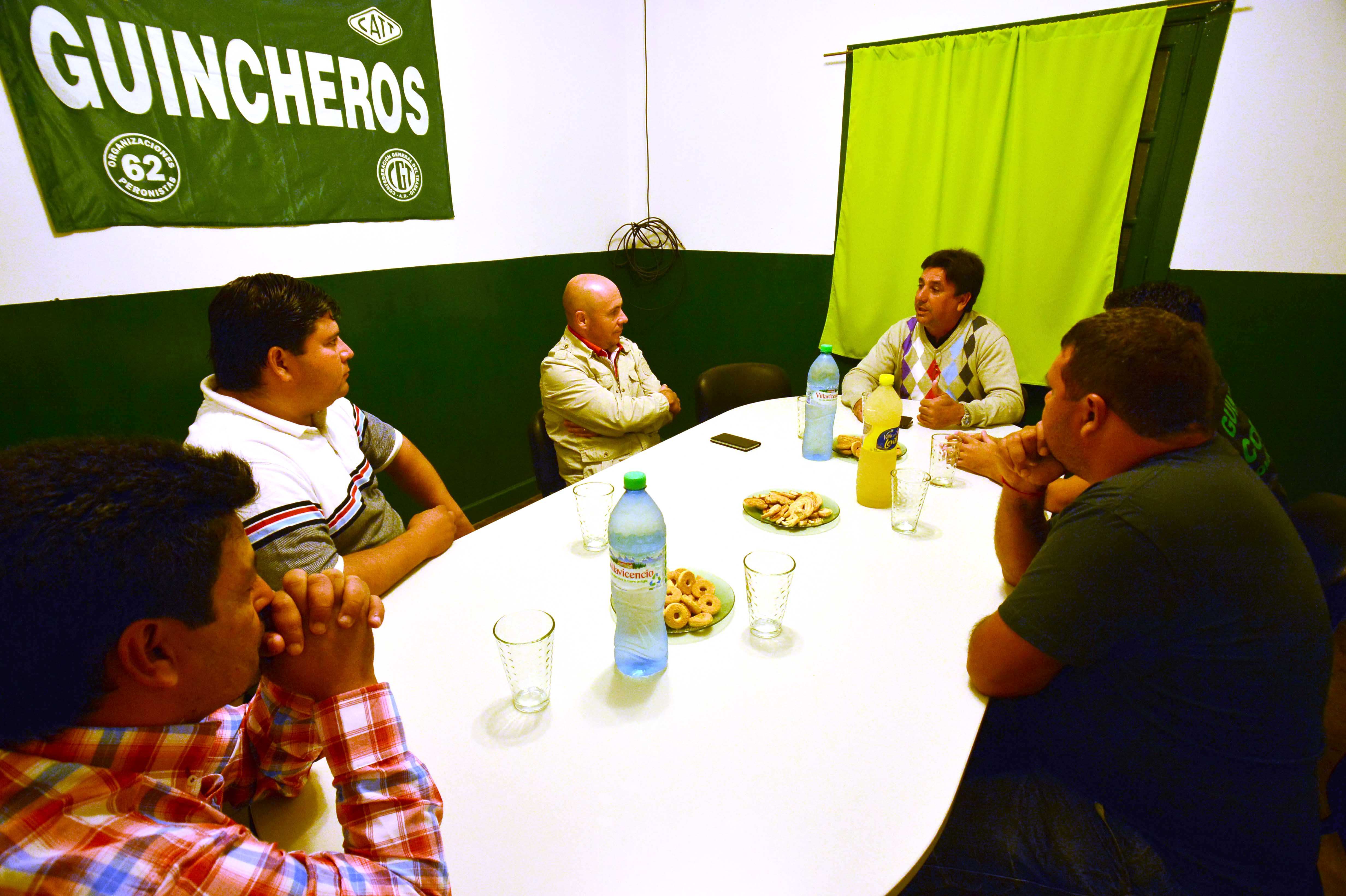 EL INTENDENTE SE REUNIÓ CON “GUINCHEROS”