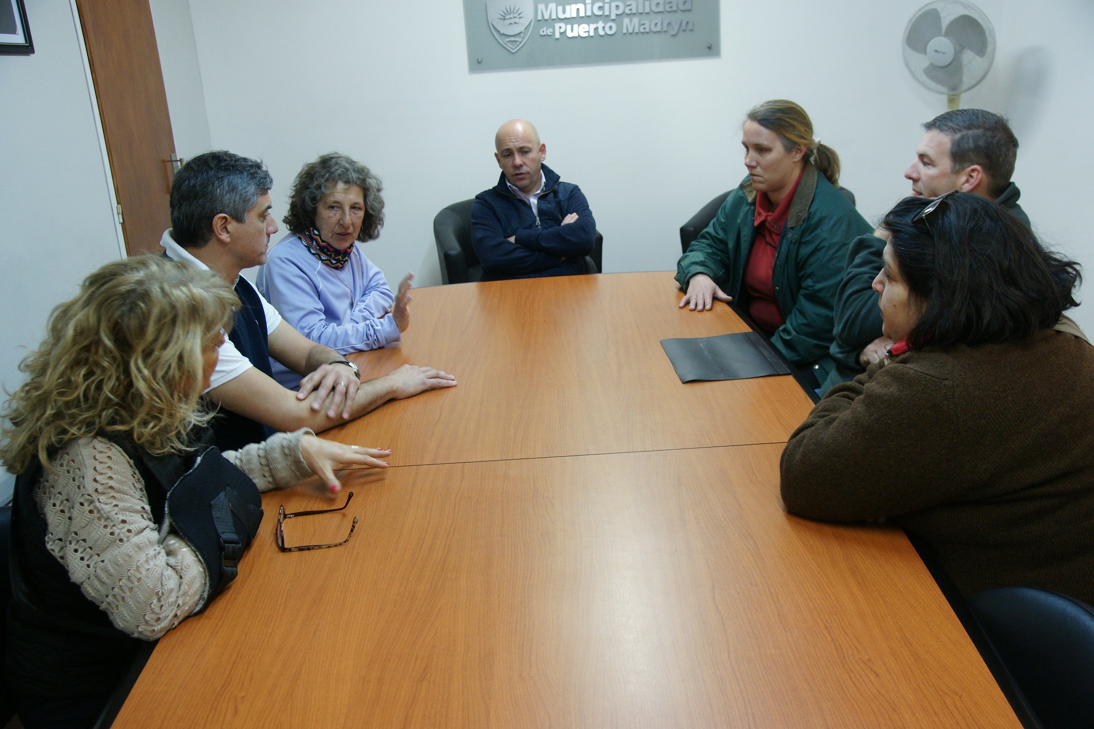 EL INTENDENTE CON VECINOS DEL PARQUE ECOLÓGICO EL DORADILLO
