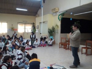 EL CHANGUITO DE LECTURA LLEGÓ A LA ESCUELA N° 46