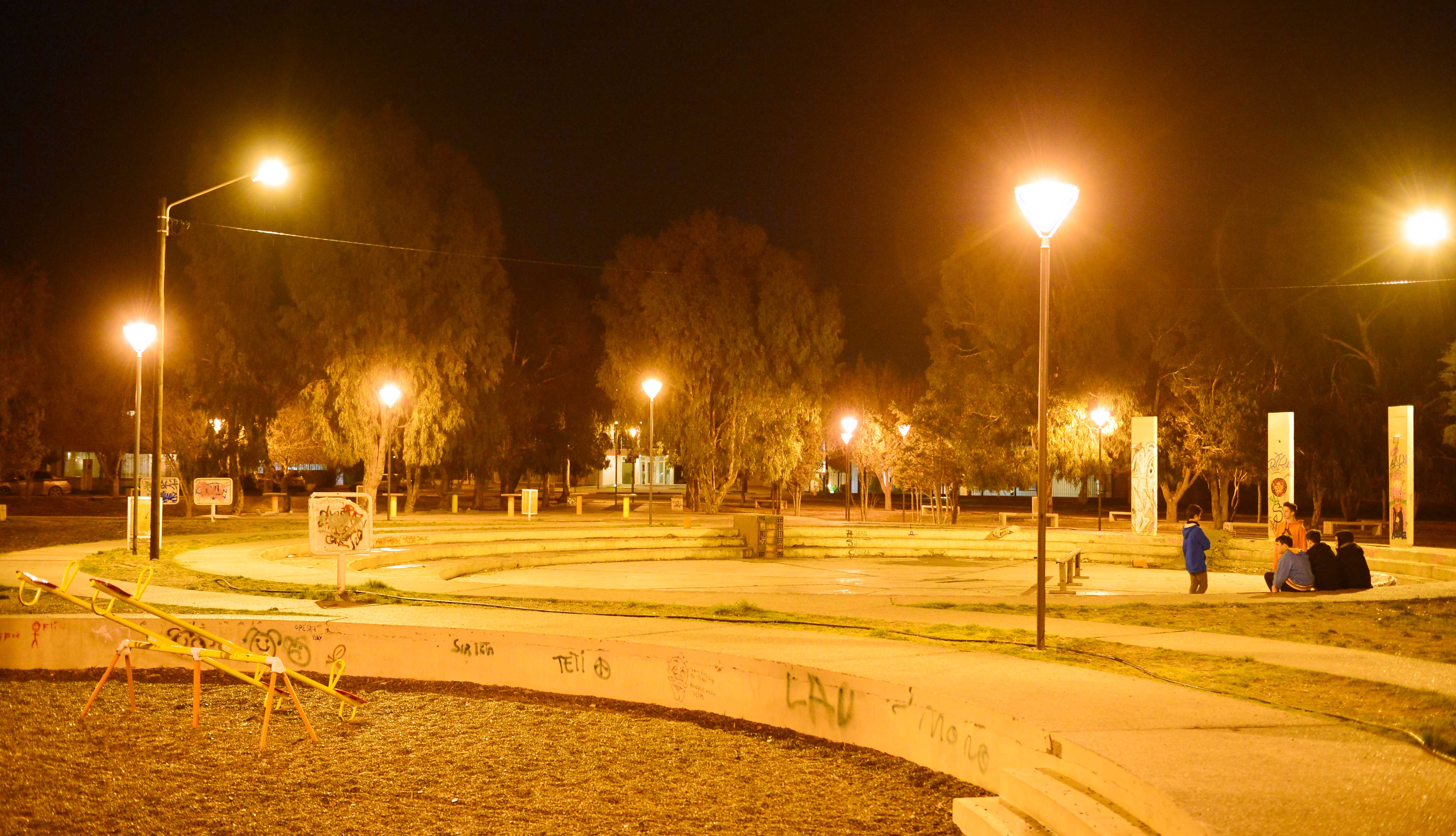 SASTRE ANUNCIÓ LAS NUEVAS LUMINARIAS DEL BOULEVARD BROWN Y EL INGRESO A SOLANA