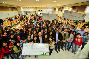 SASTRE ANUNCIÓ QUE LAS TRES ESCUELAS GANADORAS DEL CONCURSO DEL GIRSU TENDRÁN SU VIAJE DE EGRESADOS A BARILOCHE