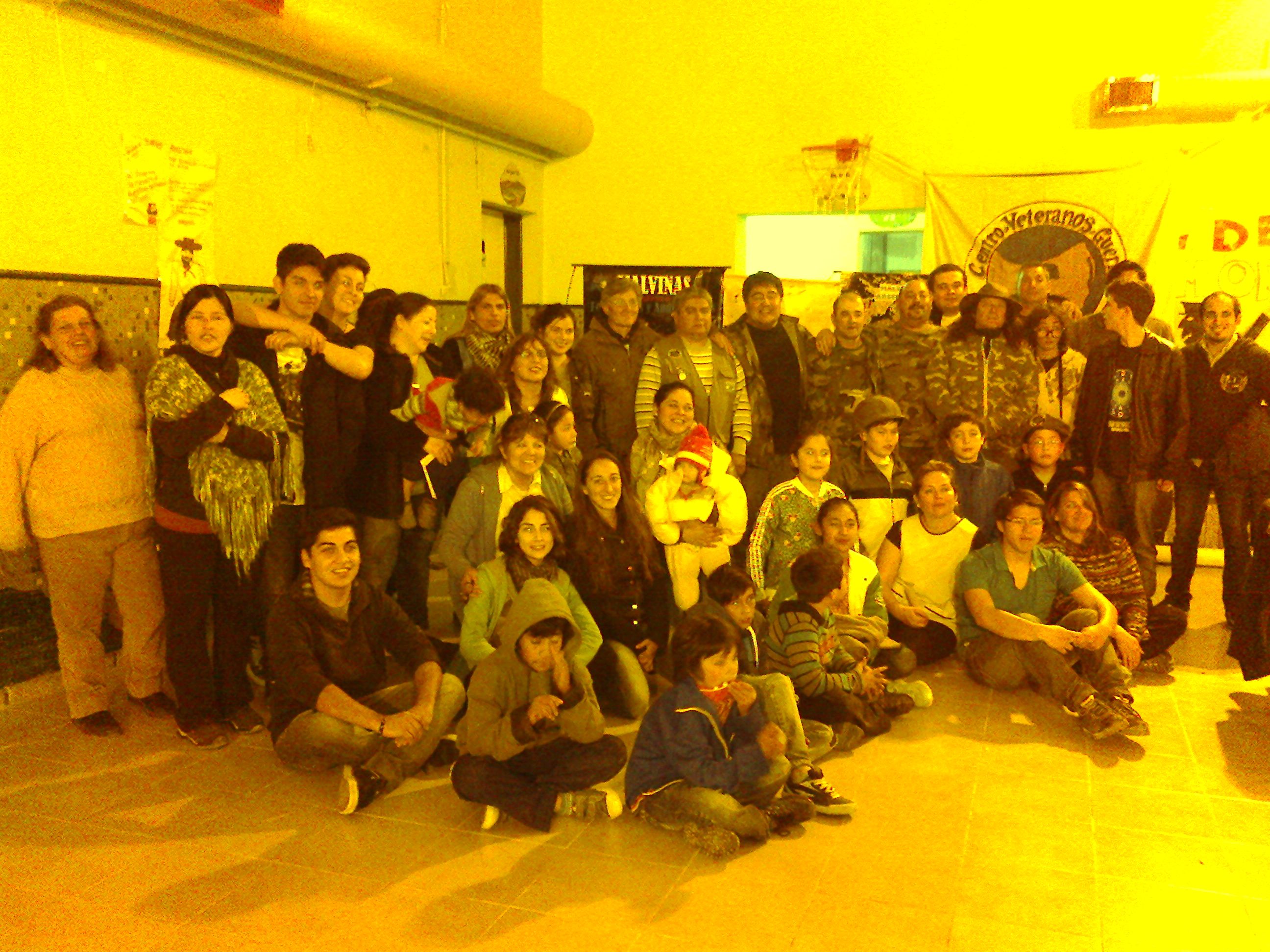 EXITOSA VISITA DE VETERANOS DE MALVINAS Y ESTUDIANTES A GAN GAN
