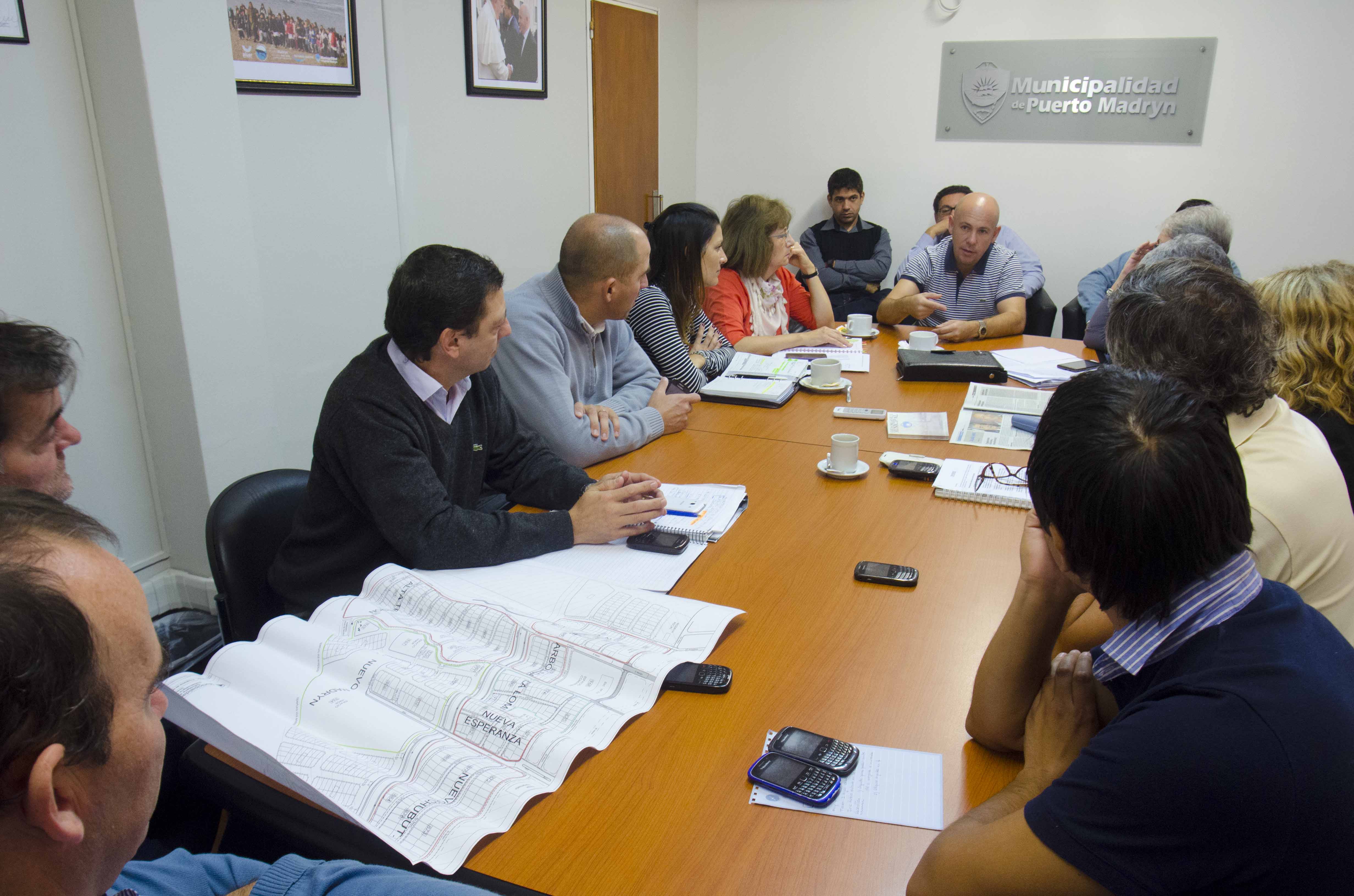 SASTRE ENCABEZÓ NUEVA REUNIÓN DE GABINETE