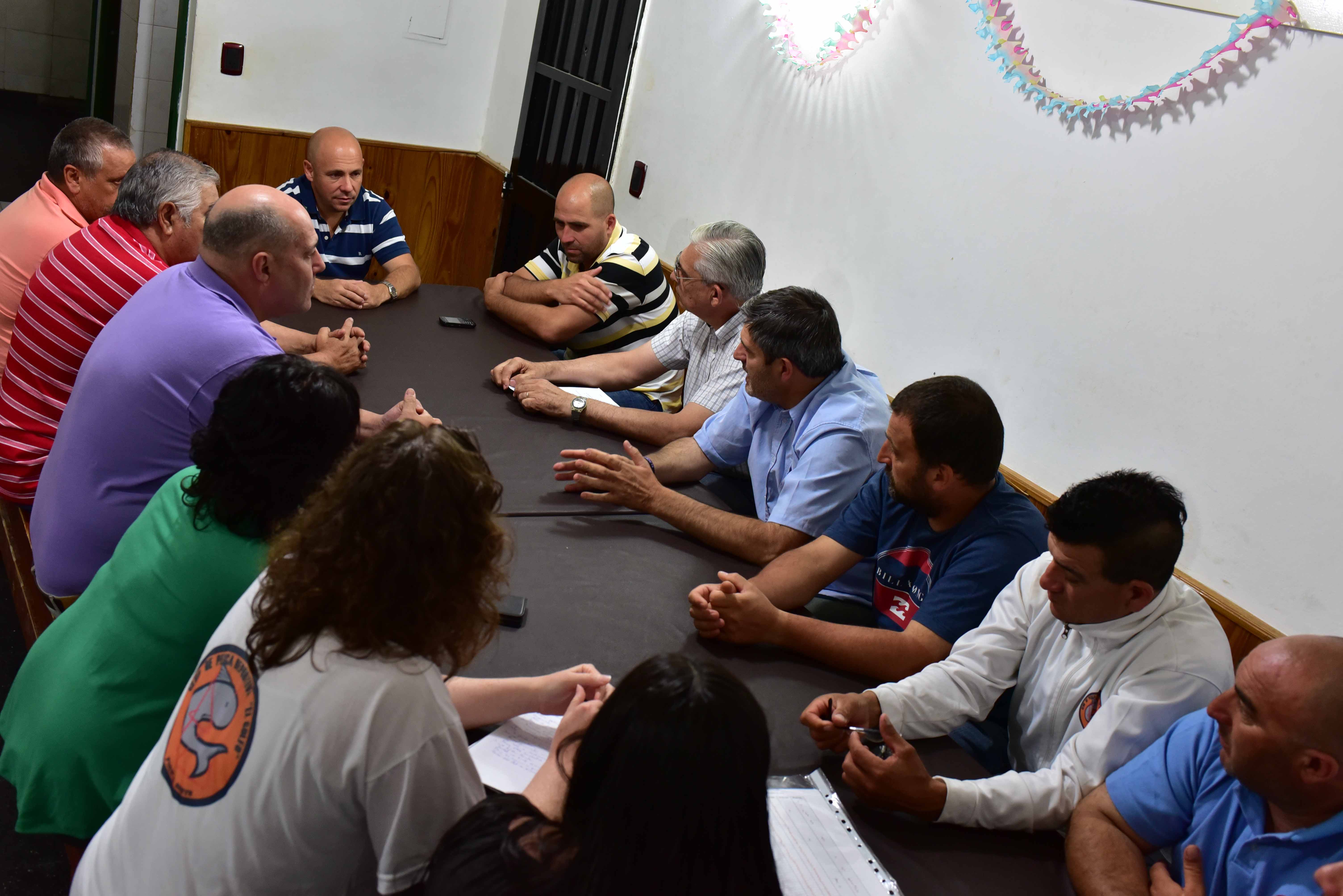 SASTRE: “LA LABOR DE LA ESCUELITA DE PESCA ES MUY IMPORTANTE EN LA CIUDAD”