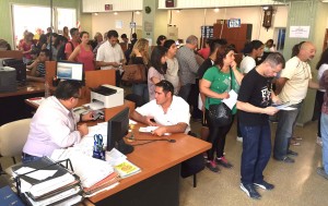 GRAN ADHESIÓN DE VECINOS AL PRIMER DÍA DEL “PAGO ANTICIPADO DE IMPUESTOS”