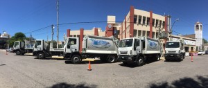 EL INTENDENTE SASTRE PRESENTÓ CINCO NUEVOS CAMIONES MUNICIPALES