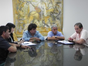 EL SUBSECRETARIO DE GOBIERNO DEL MUNICIPIO REUNIDO CON CONCEJALES