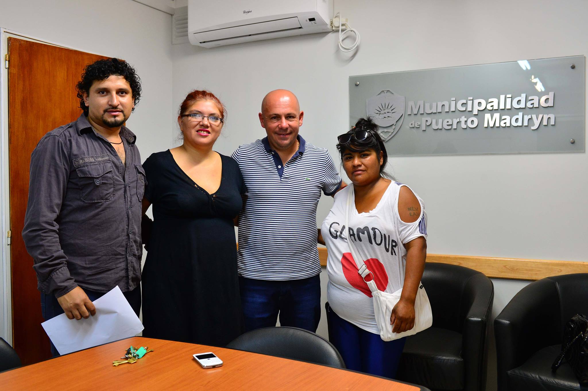 SASTRE ENTREGÓ EQUIPAMIENTO A AUTORIDADES DE “ABRAZANDO HOGARES”