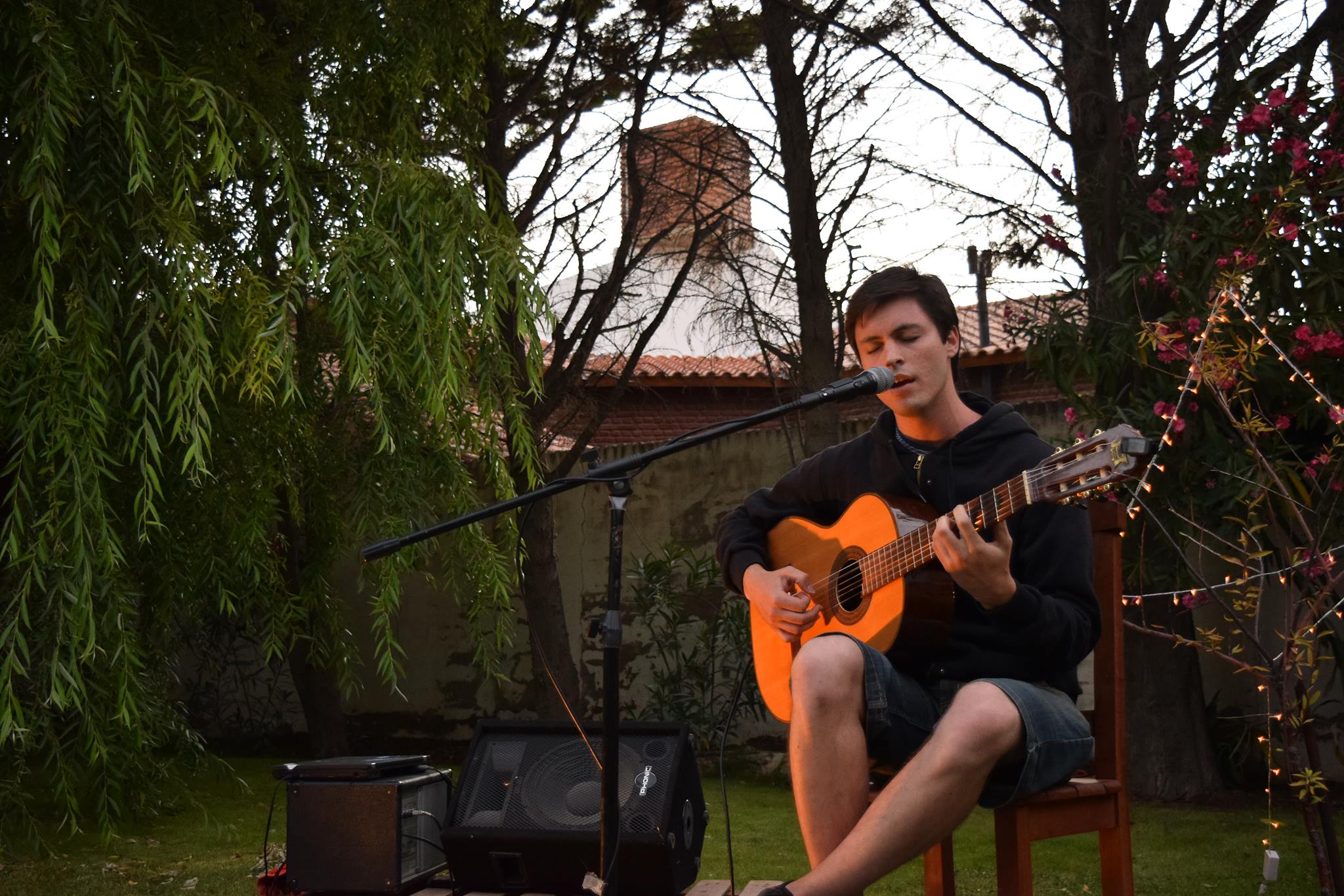 EL CANTANTE MATÍAS BARRY SE PRESENTARÁ EN EL TEATRO DEL MUELLE