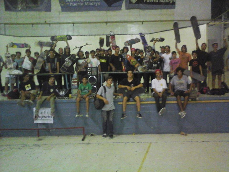 EXITOSA CLÍNICA DE SKATE