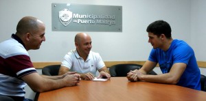 SASTRE CON JÓVENES PROMESAS DEL DEPORTE MADRYNENSE