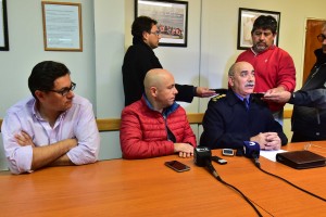 ALLANAMIENTOS EN MADRYN: SASTRE Y EL JEFE DE LA POLICÍA BRINDARON UNA CONFERENCIA