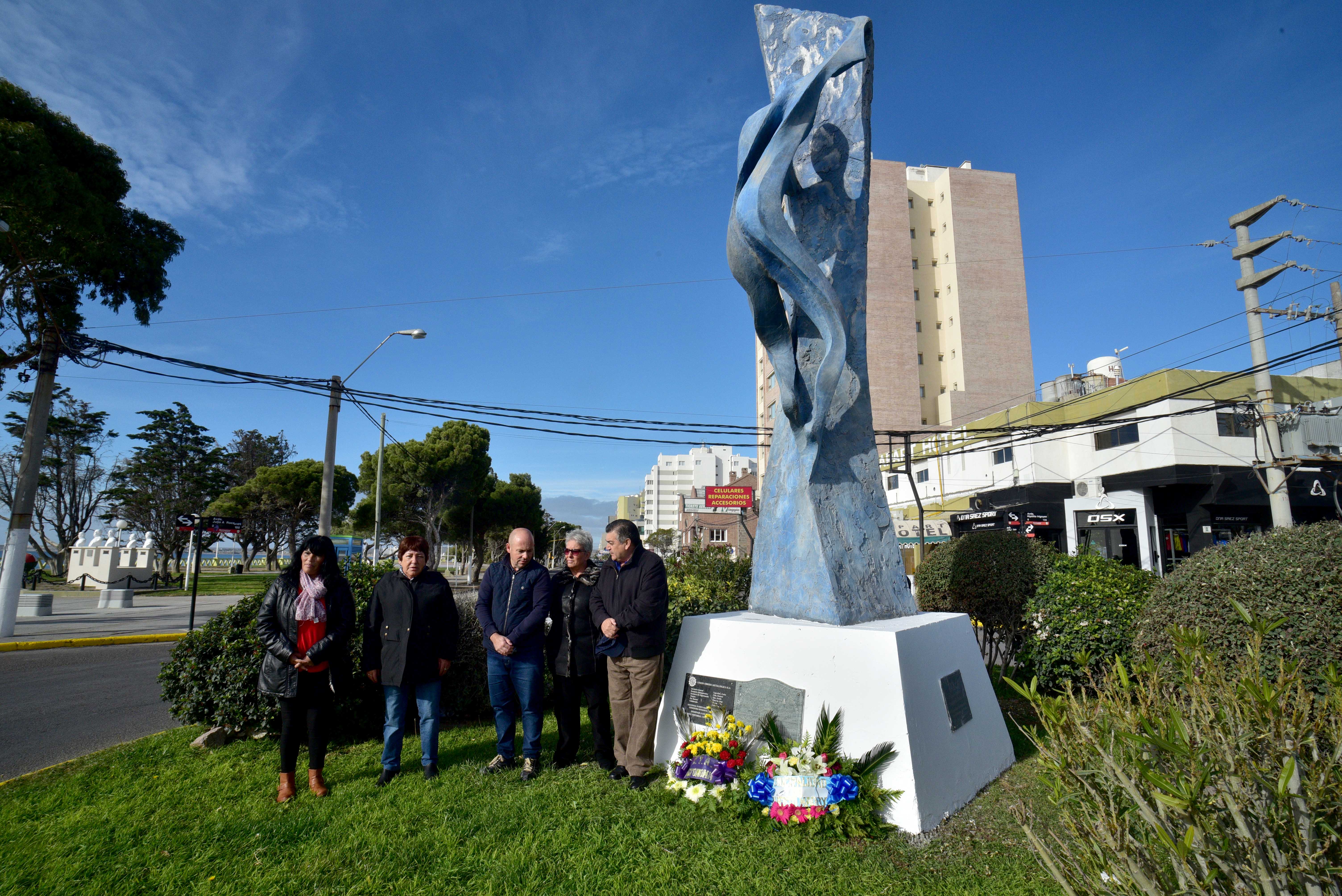 SASTRE ENCABEZÓ UNA NUEVA CONMEMORACIÓN DEL DÍA DEL TRABAJADOR