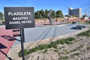 ESTE VIERNES SASTRE REINAUGURA LA PLAZOLETA “DANIEL REYES”