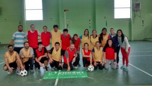 PROFESORES Y ESTUDIANTES SE CAPACITARON EN FAUSTBALL Y KORFBALL