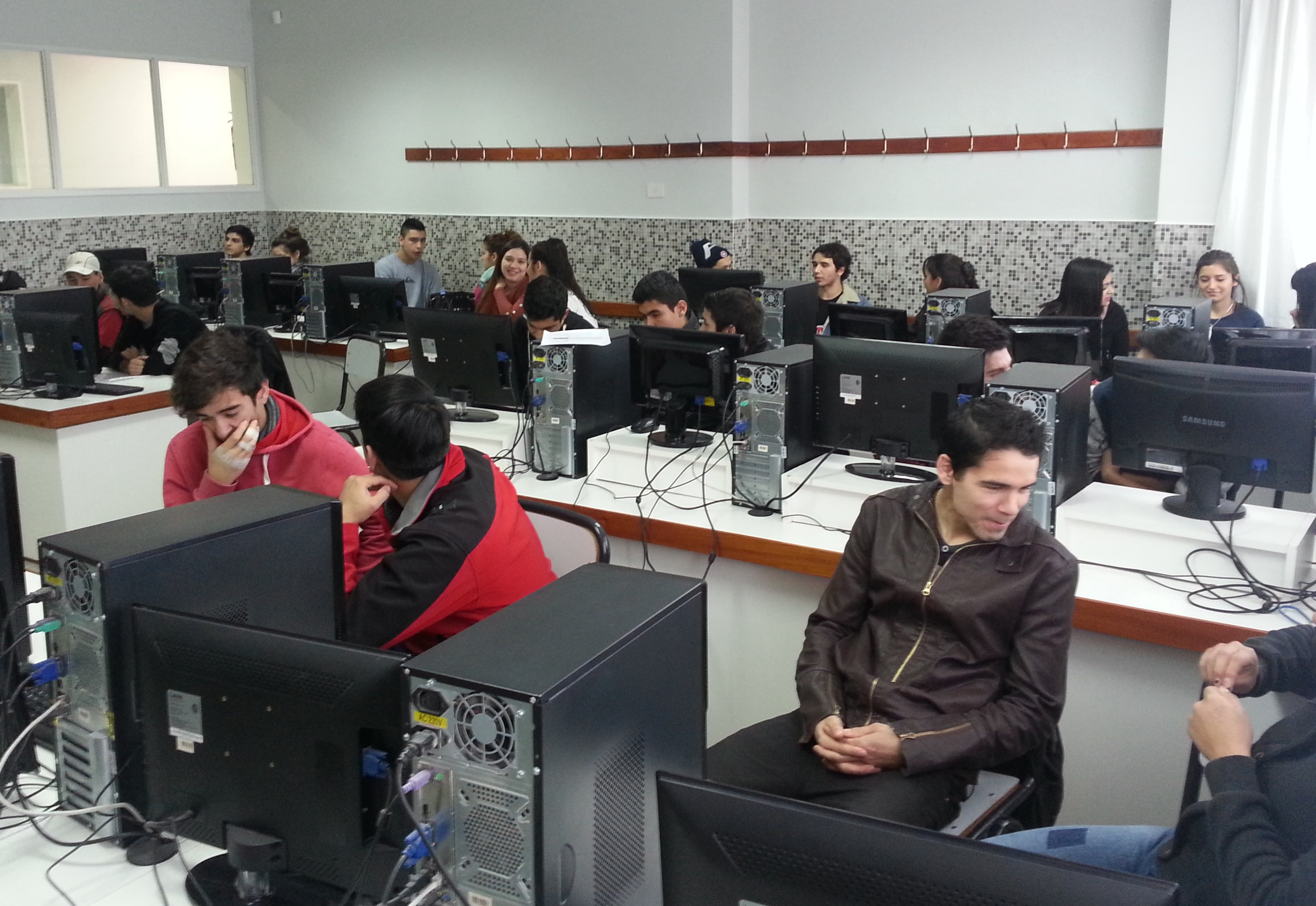 COMENZARON DOS CURSOS DE INTRODUCCIÓN AL TRABAJO