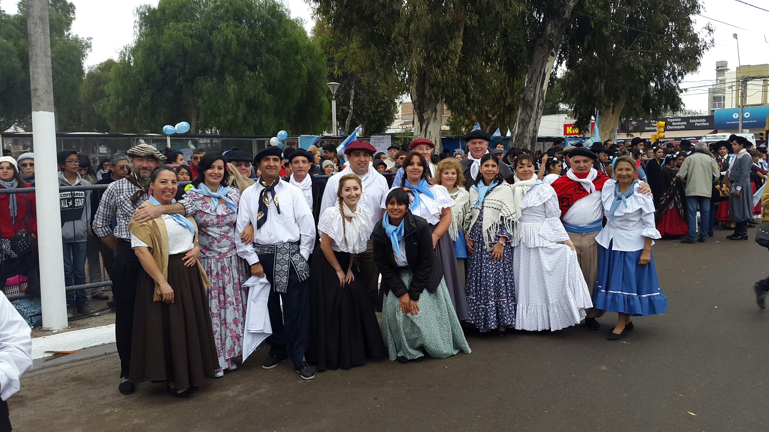 ORGANIZAN INTERCAMBIO DE DANZAS FOLCLÓRICAS EN EL CENTRO CULTURAL SAN MIGUEL