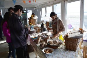 LA FERIA “CON SABOR A MADRYN” RECIBE A CAINAR