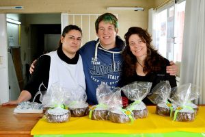 “CON SABOR A MADRYN” RECIBE A PRODUCTORES DE LA FERIA REGIONAL EL BOLSÓN