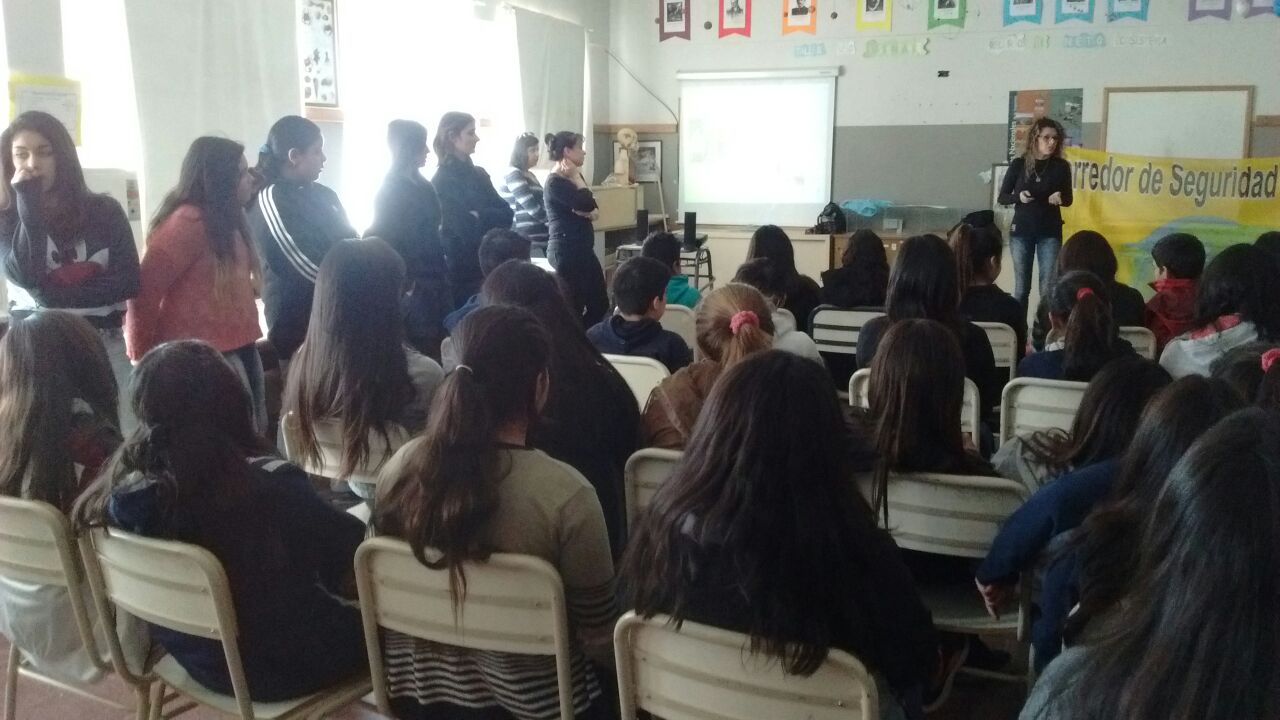 CHARLA DE CONCIENTIZACIÓN SOBRE CORREDORES ESCOLARES