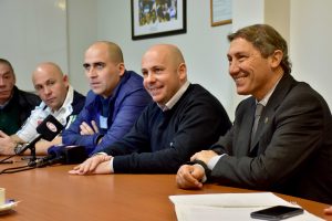 SASTRE PRESENTÓ LA COPA DE INVIERNO ENTRE BROWN Y MADRYN