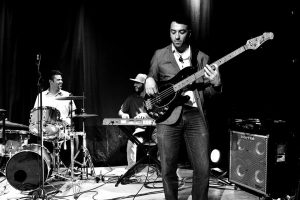 FUNK SINATRA BRINDÓ UN EXCELENTE CONCIERTO EN EL TEATRO DEL MUELLE