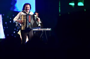 XXI FIESTA NACIONAL DEL CORDERO: EL TERCER DÍA CULMINÓ A PLENO CON LA MÚSICA TROPICAL DE ALCIDES