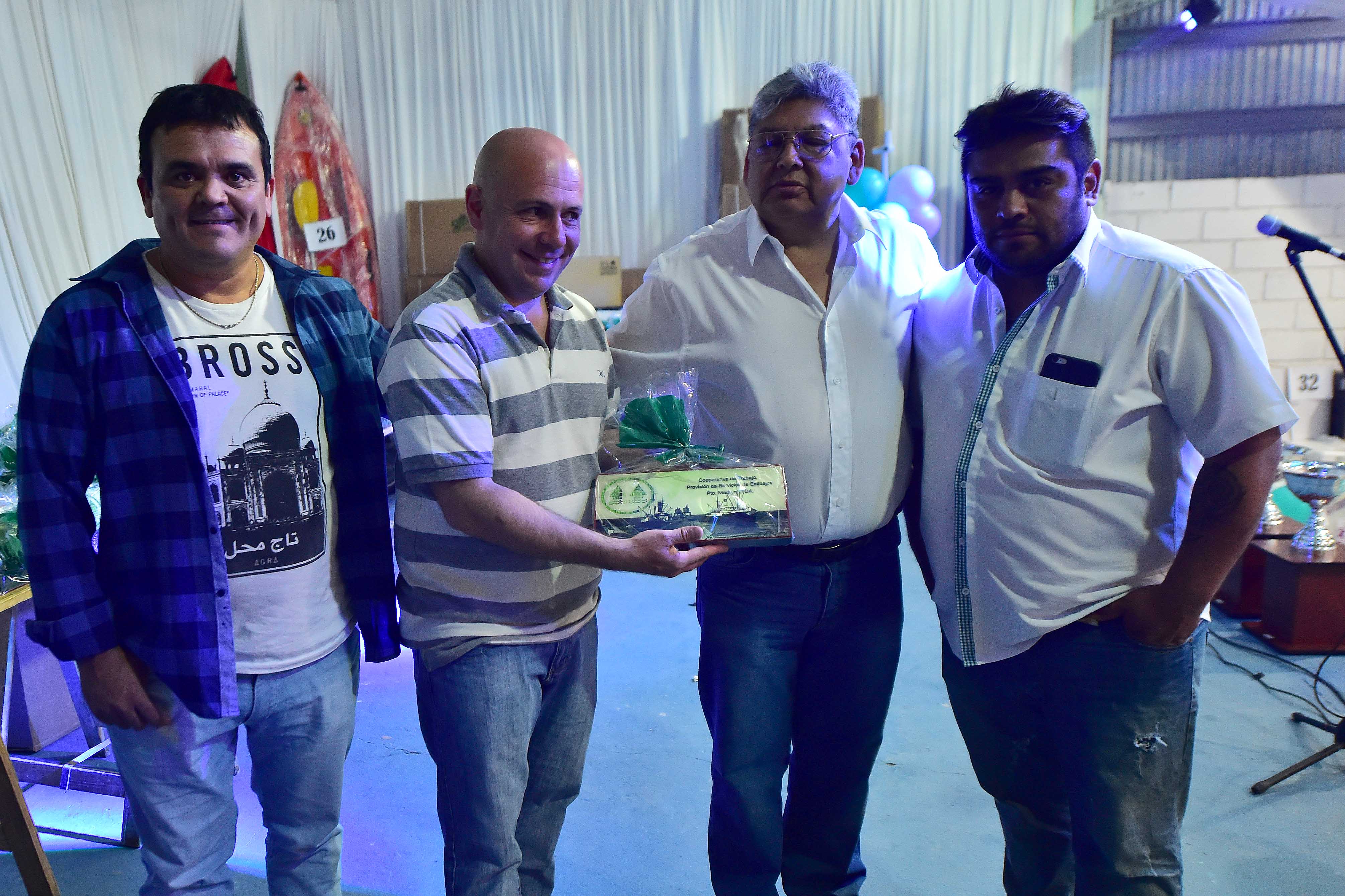 SASTRE EN LA CELEBRACIÓN DE LA COOPERATIVA DE ESTIBAJES MADRYN