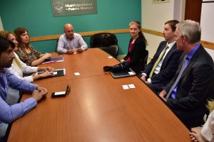 SASTRE CON REPRESENTANTES DE LA EMBAJADA DE ESTADOS UNIDOS