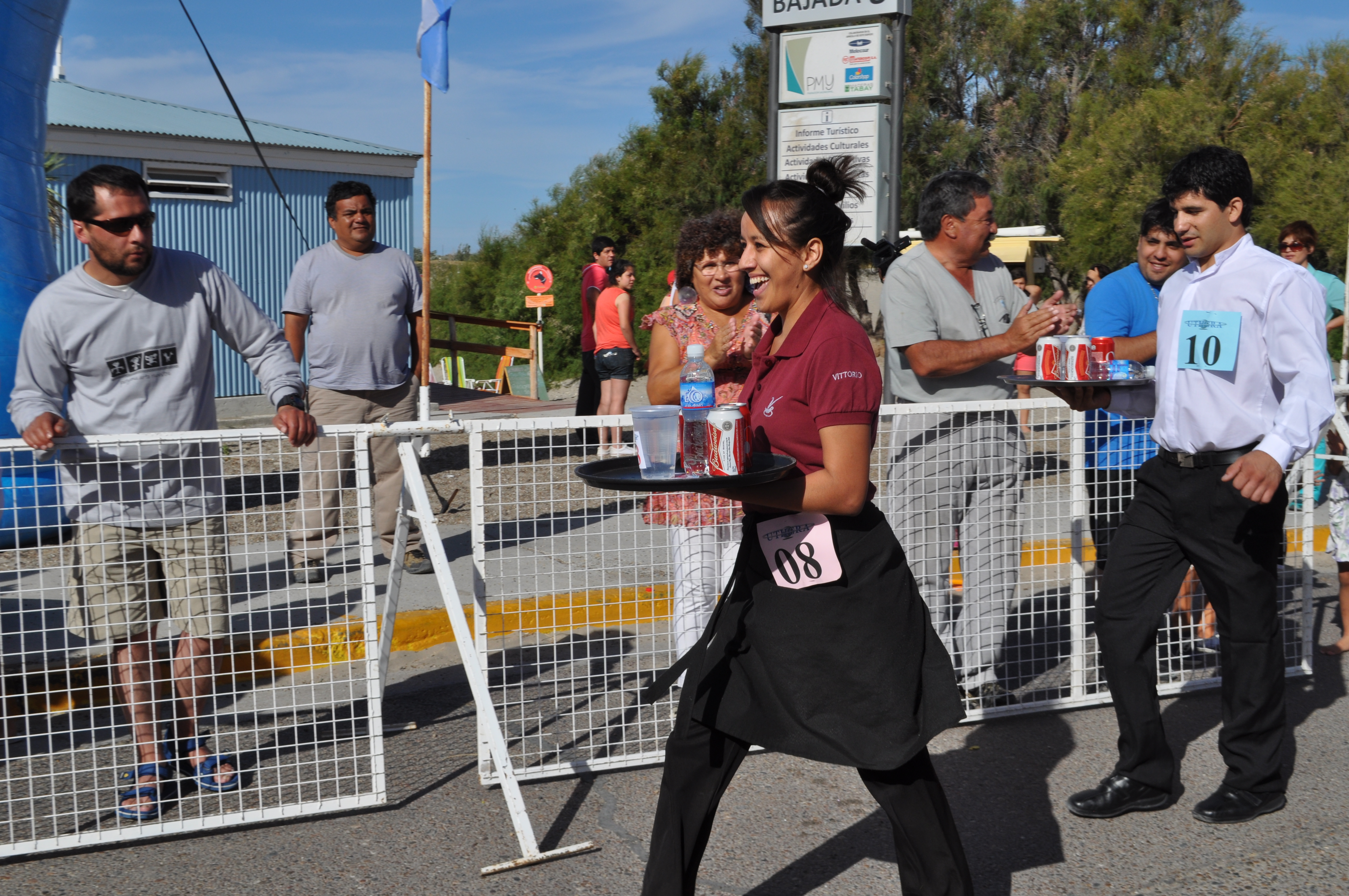 LLEGA UNA NUEVA EDICIÓN DE LA TRADICIONAL CARRERA DE MOZOS Y COMPETENCIA DE CAMARERAS