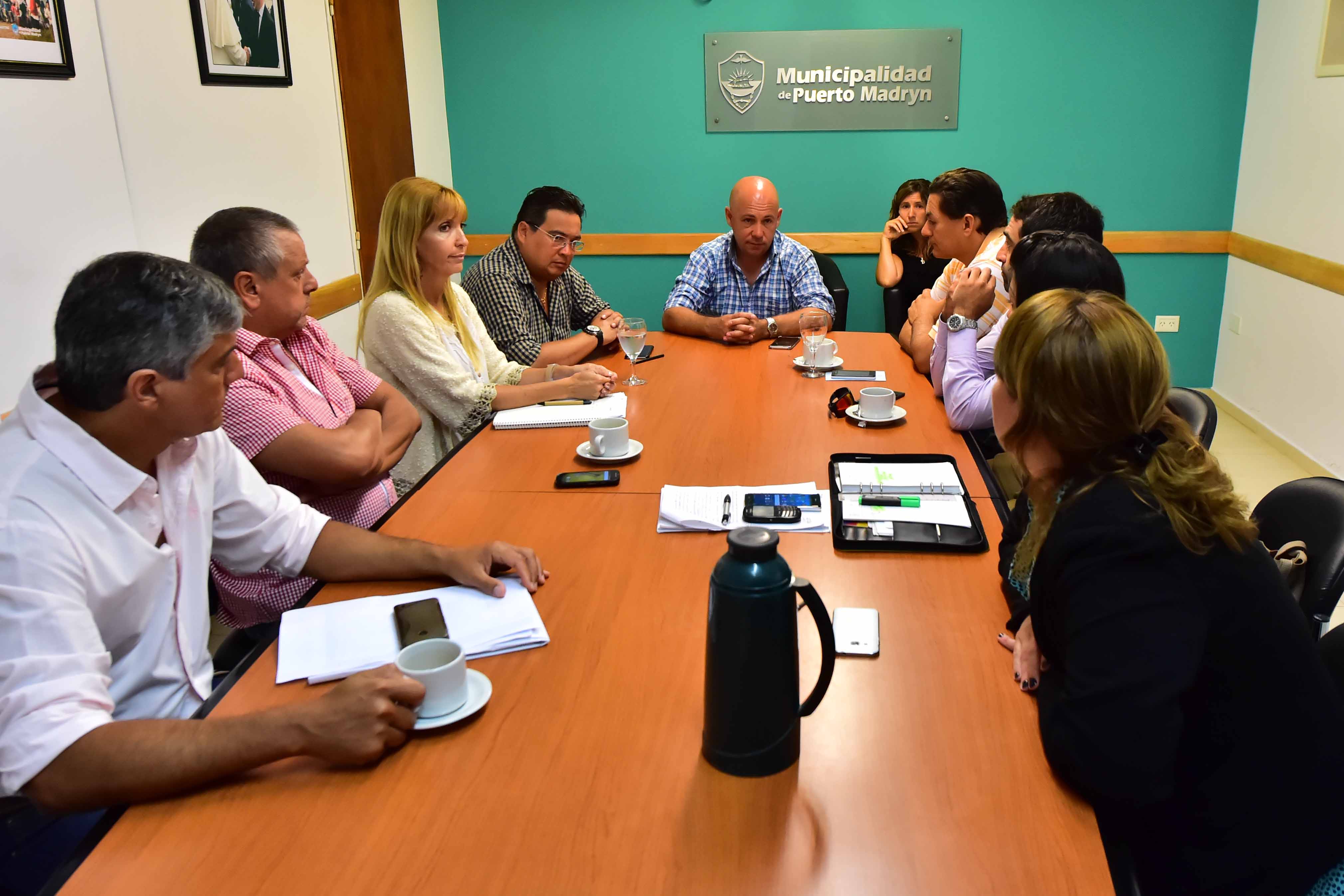 SASTRE ENCABEZÓ NUEVA REUNIÓN DE GABINETE
