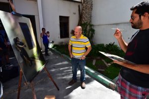 SASTRE VISITÓ EL MERCADO CULTURAL