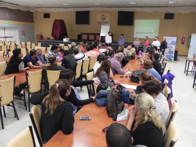 DICTARON CAPACITACIÓN SOBRE BROMATOLOGÍA PARA INSPECTORES MUNICIPALES