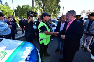 DAS NEVES Y SASTRE EN LICITACIONES POR PAVIMENTO Y ENTREGA DE PATRULLEROS
