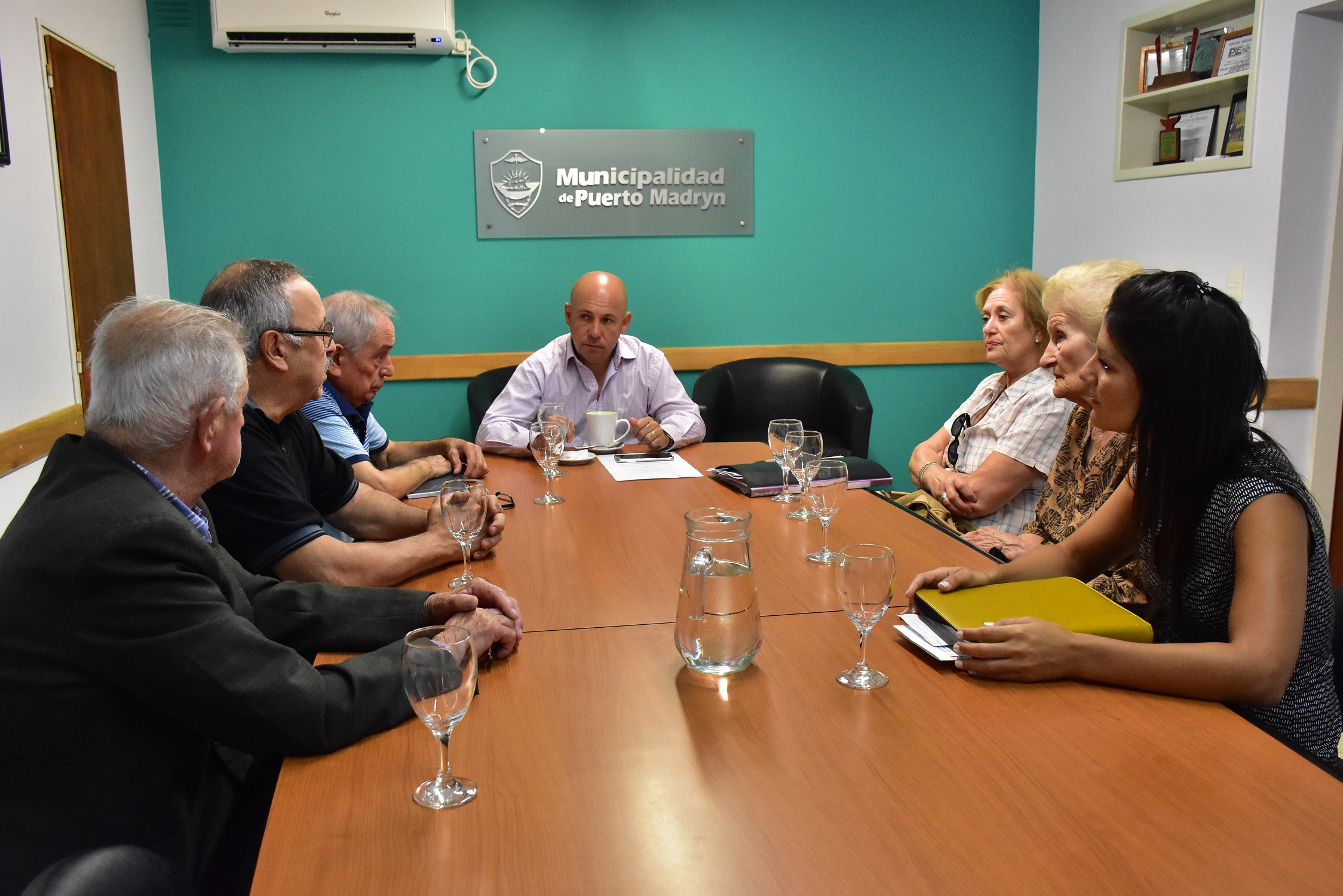 SASTRE ENTREGÓ APORTE PARA LAS XXVIII OLIMPÍADAS PARA LA TERCERA EDAD