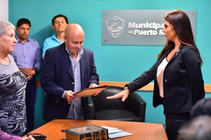 SASTRE TOMÓ JURAMENTO A LA SUBSECRETARIA DE PRODUCCIÓN Y DESARROLLO ECONÓMICO