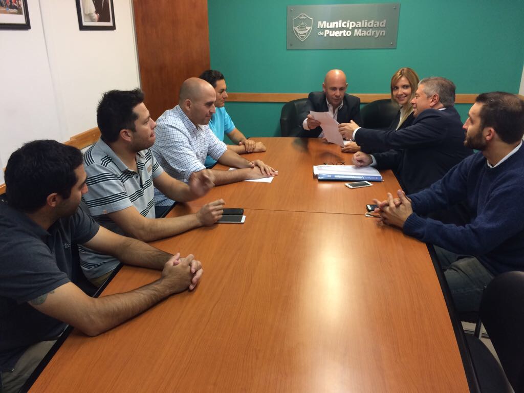 SASTRE ENTREGÓ APORTES PARA LA XI COPA BALLENAS